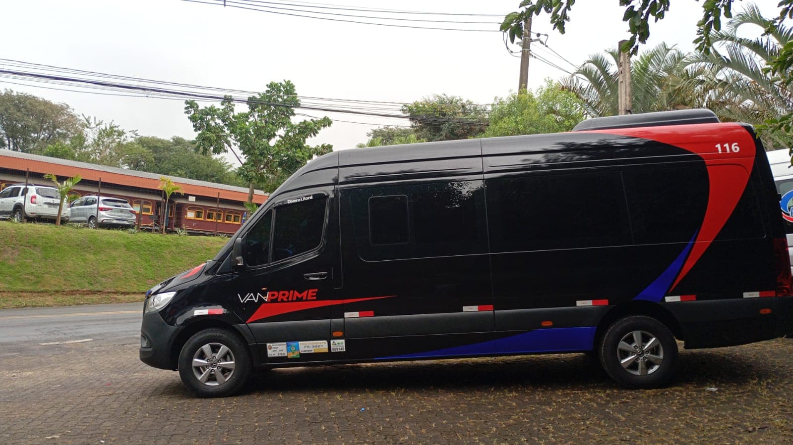 VanPrime preta da JRW Transportes